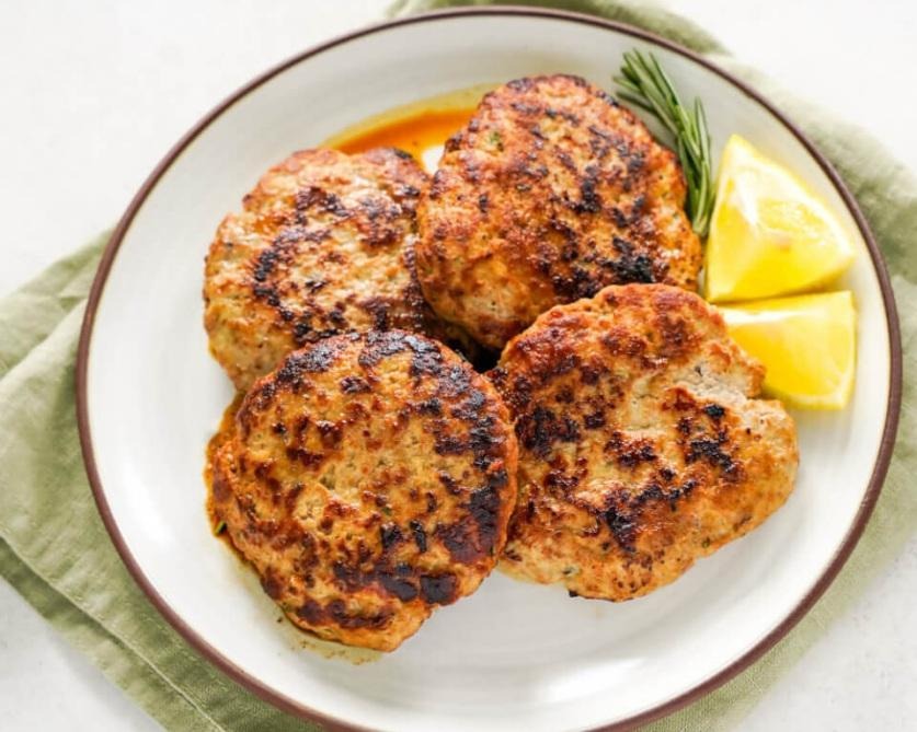 Breakfast recipes for longevity. Rosemary Chicken Patties