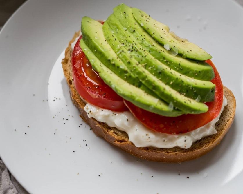 Breakfast recipes for longevity. Avocado Toast with Cottage Cheese and Tomato